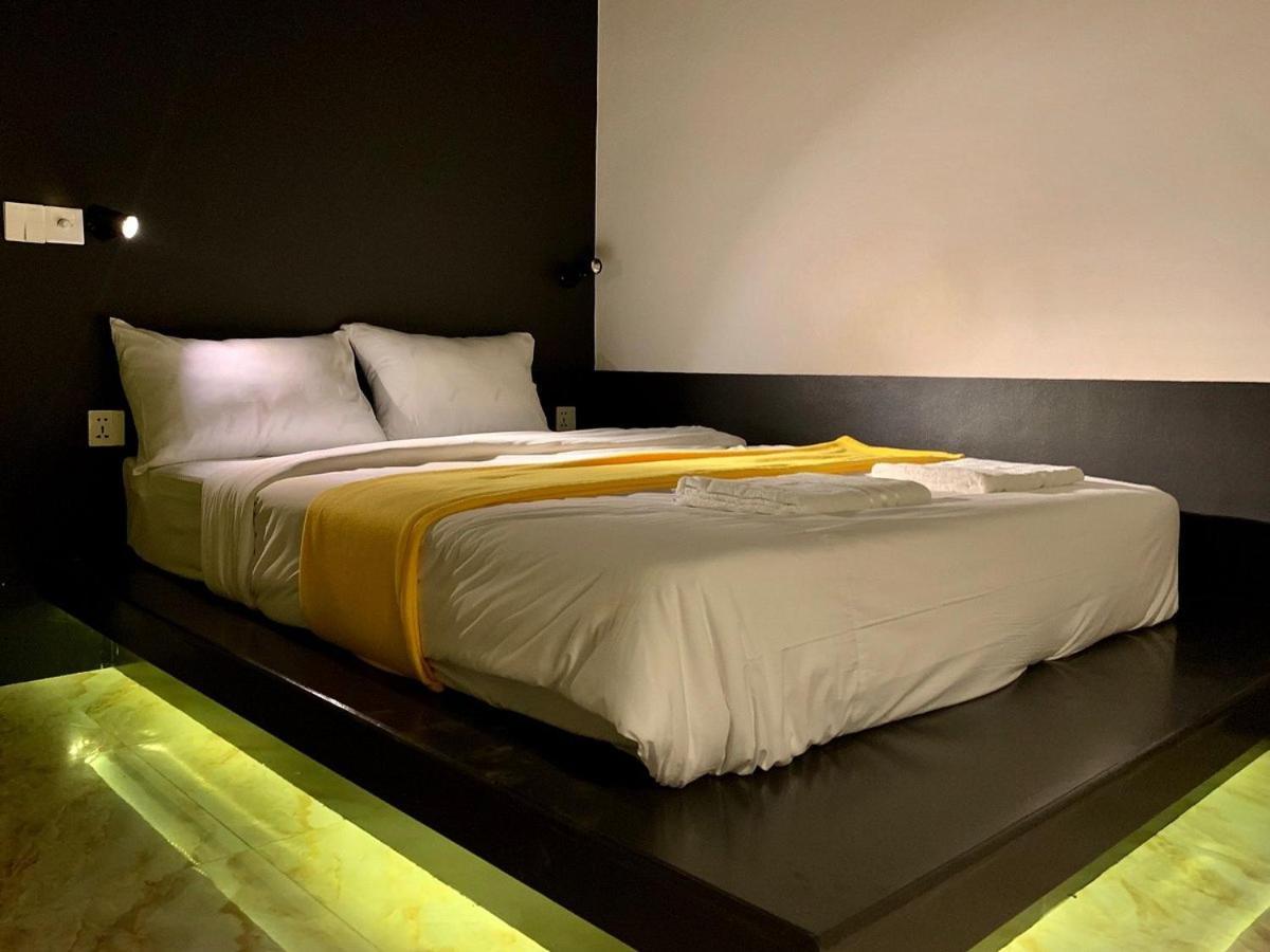 The Hive Hotel Siem Reap Esterno foto