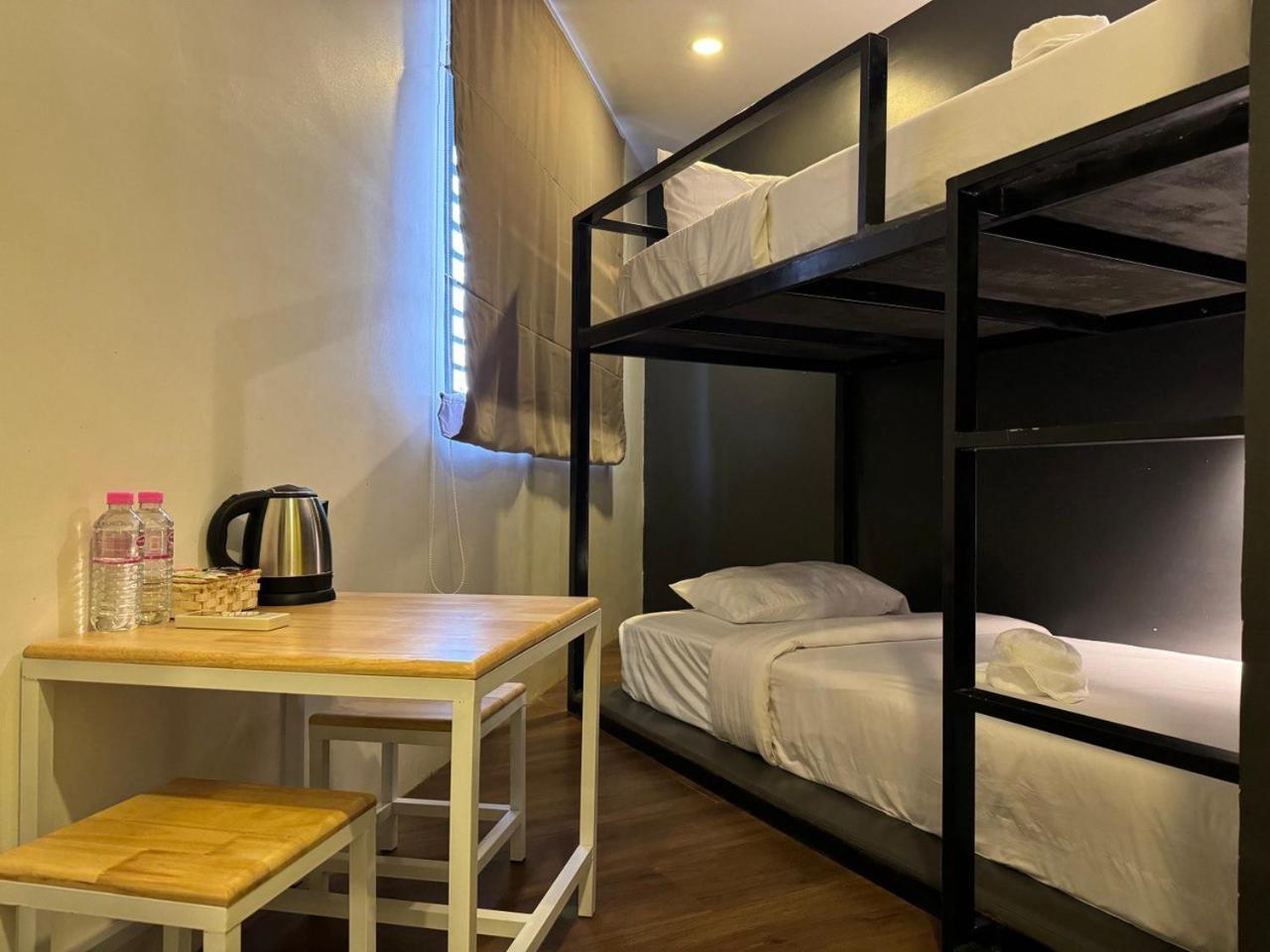 The Hive Hotel Siem Reap Esterno foto