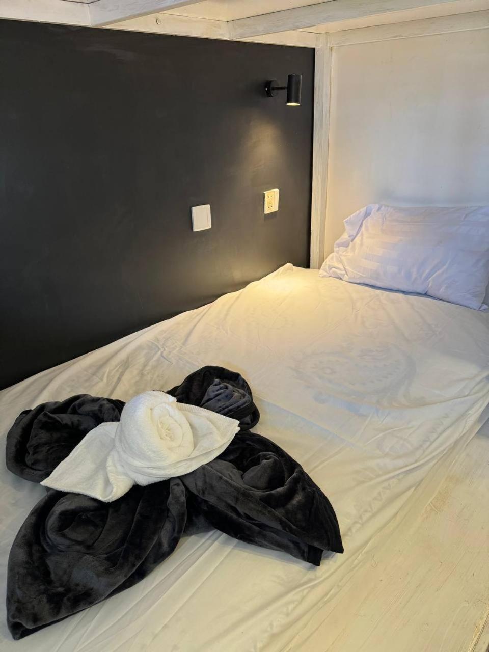 The Hive Hotel Siem Reap Esterno foto